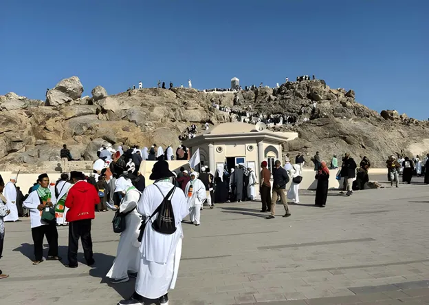 Jabal al-Rahmah (Mount of Mercy) Arafat